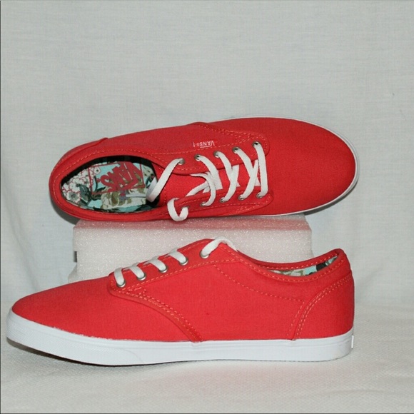 Vans Shoes - Cool Vans sneakers 👟